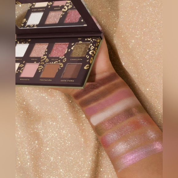 Alamar Cosmetics Wild Eyeshadow Palette - Copper, Pink, Brown Shades - Picture 3 of 4